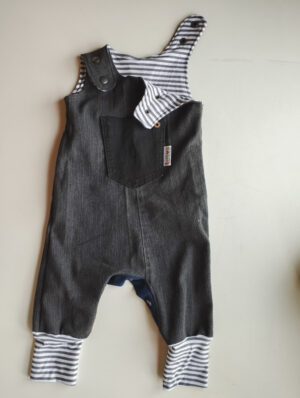 jeans negro con rayas