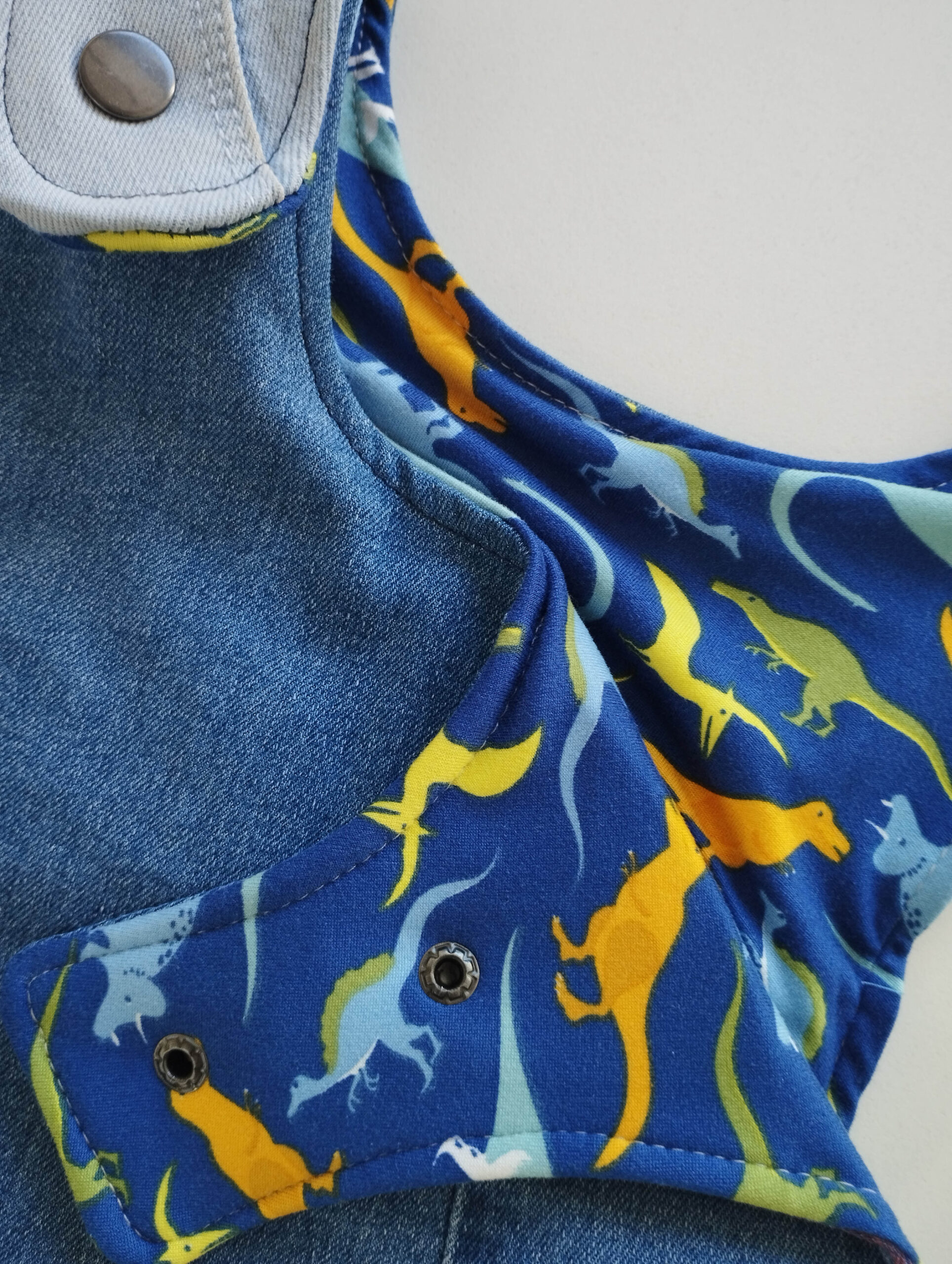 jeans con dinos - Imagen 2